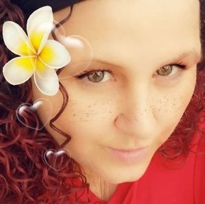 Meet your Posher, Sabrina